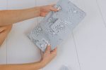 Komplet torbica za pleničke + rutka "Grey sleeping animals" - slika 4